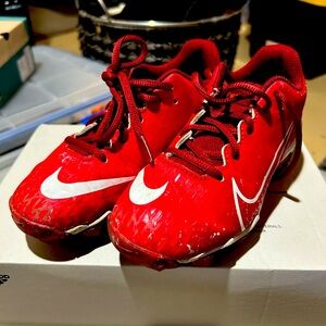 Boys cleats